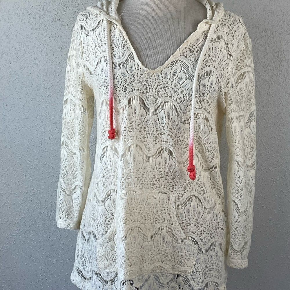 Pre-Loved Maurices Womens Knit 3/4 Sleeve Hooded Top with front Pocket Size L